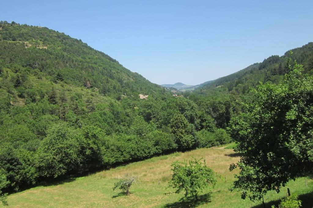 Gite Du Charpentier Vocance Exteriör bild
